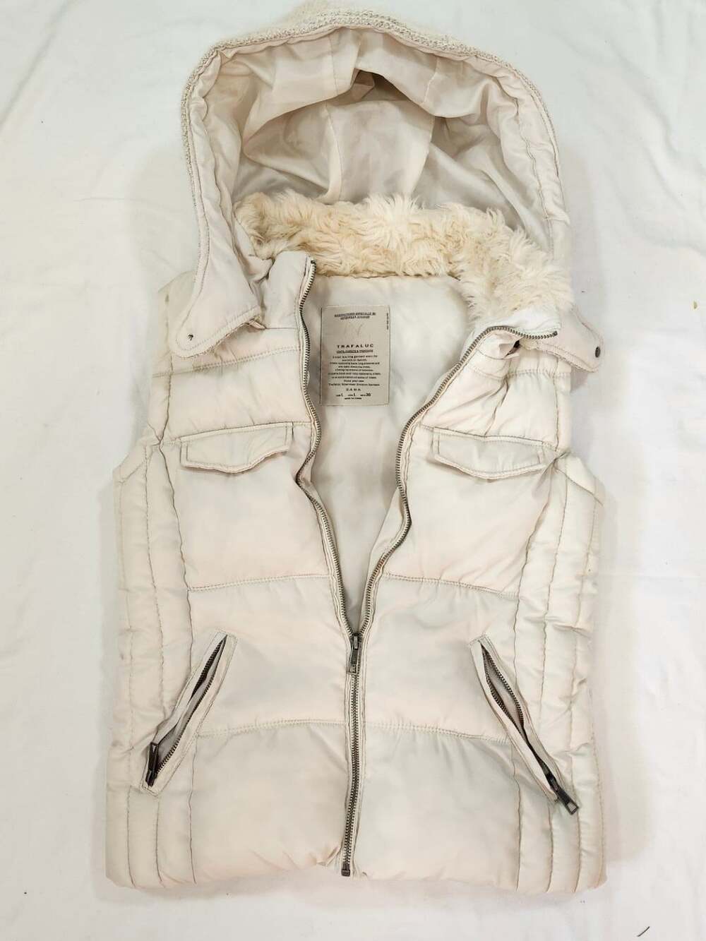 Zara Trafaluc Puffer Vest Size L White Hooded Faux Fur Lined